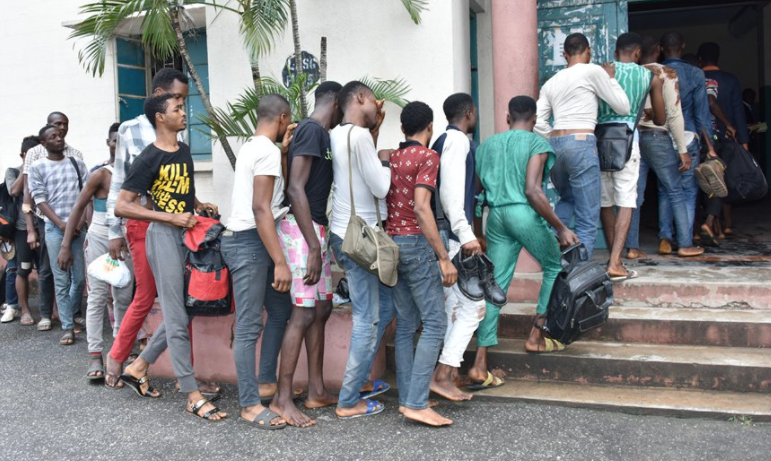 Lagos parades homosexuals