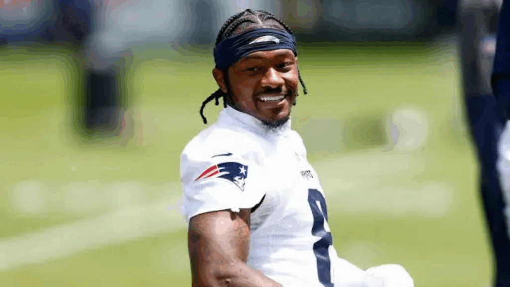 Steffon Diggs in a football jersey